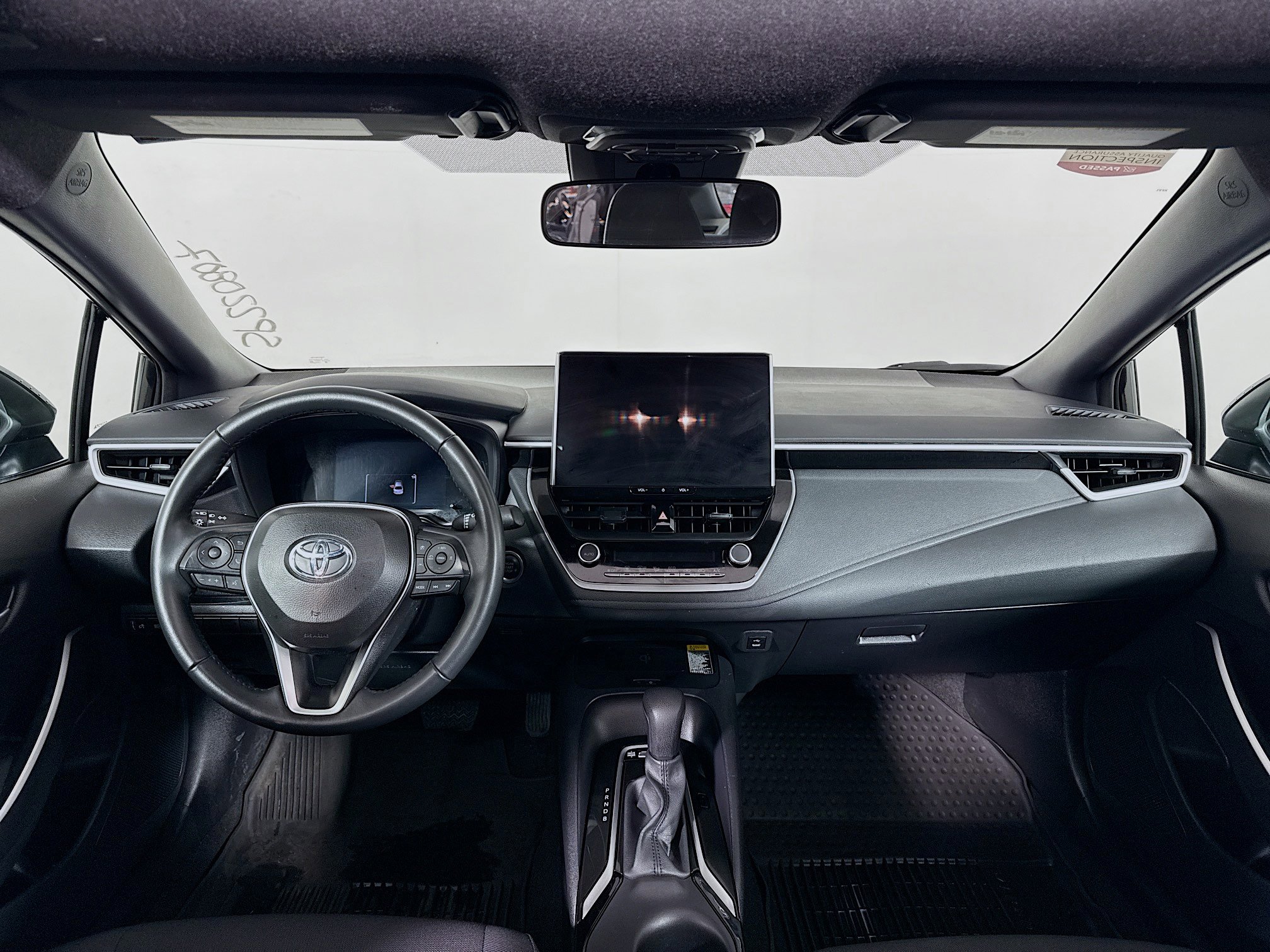 Certified 2025 Toyota Corolla SE w/ SE Premium Package image 22