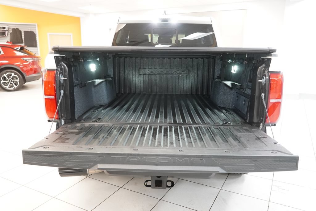 Used 2024 Toyota Tacoma TRD Off-Road w/ TRD Off Road Upgrade Package AWD/4WD image 9