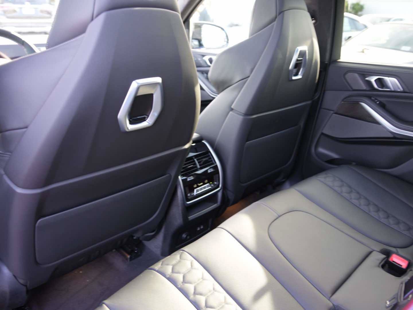 Used 2026 BMW X5 M Competition w/ Executive Package AWD/4WD image 21