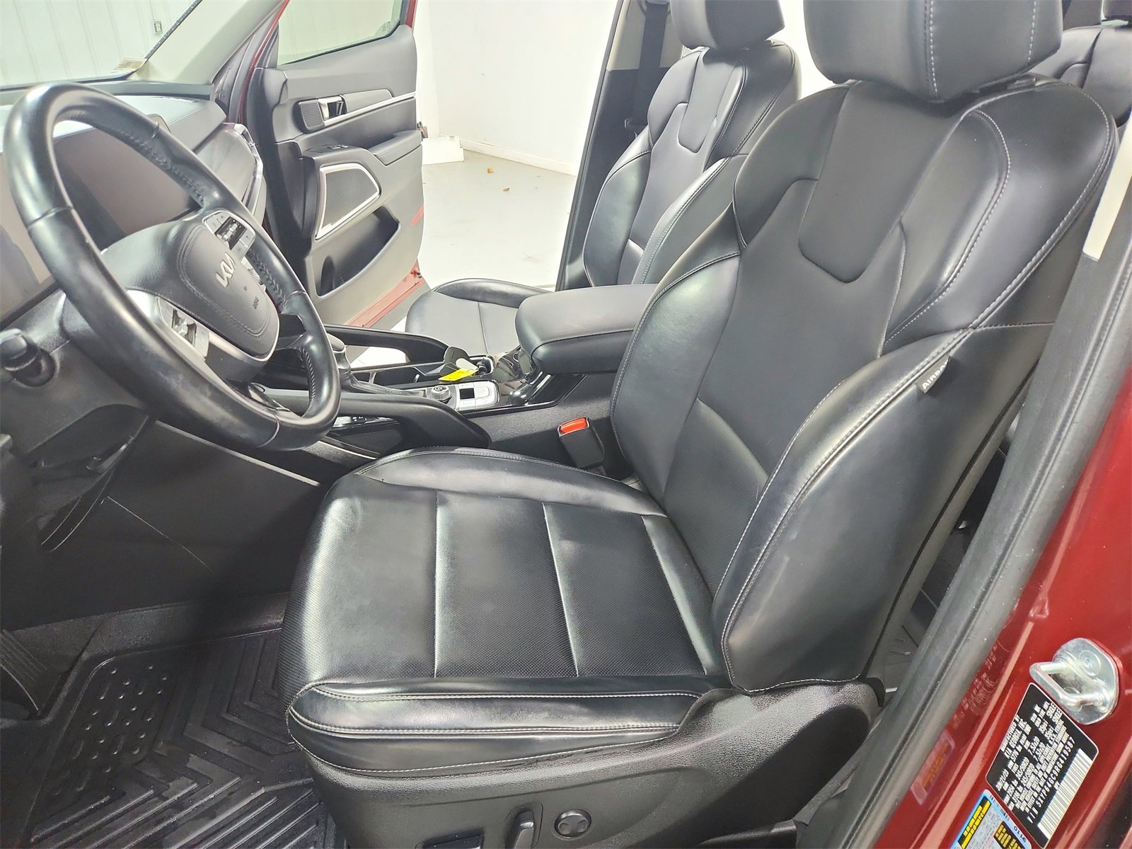 Used 2024 Kia Telluride S w/ S Sunroof Package image 19