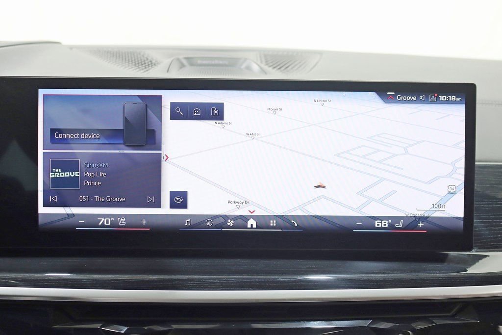 Used 2024 BMW X7 M60i w/ Executive Package image 18