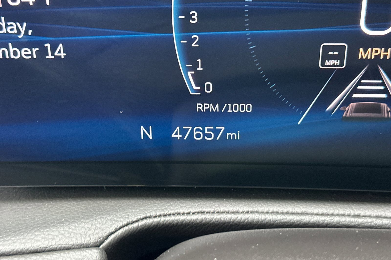 Used 2024 Cadillac XT4 Premium Luxury image 34