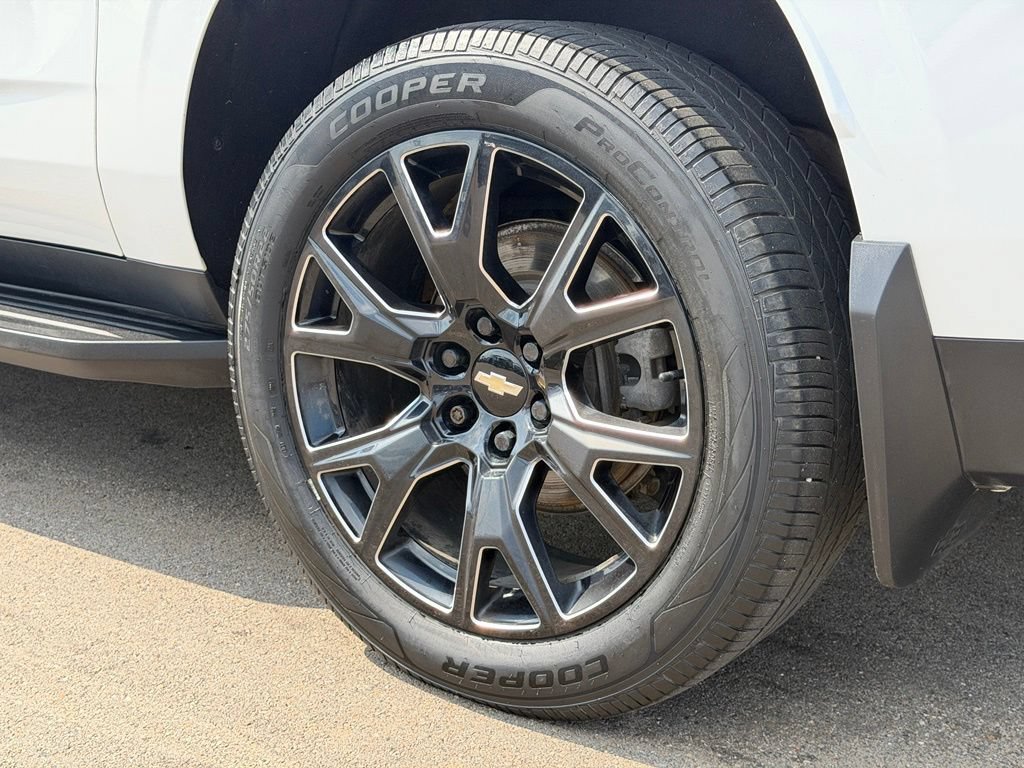 Used 2021 Chevrolet Suburban High Country AWD/4WD image 28