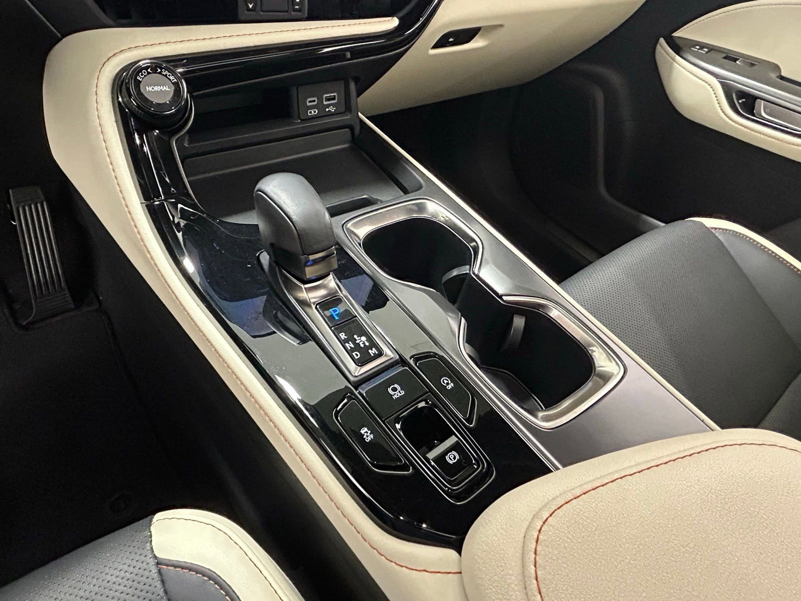 Used 2024 Lexus NX 250 FWD w/ Cold Area Package image 22