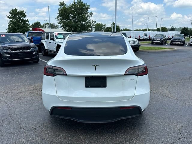 Used 2023 Tesla Model Y Long Range AWD/4WD image 10