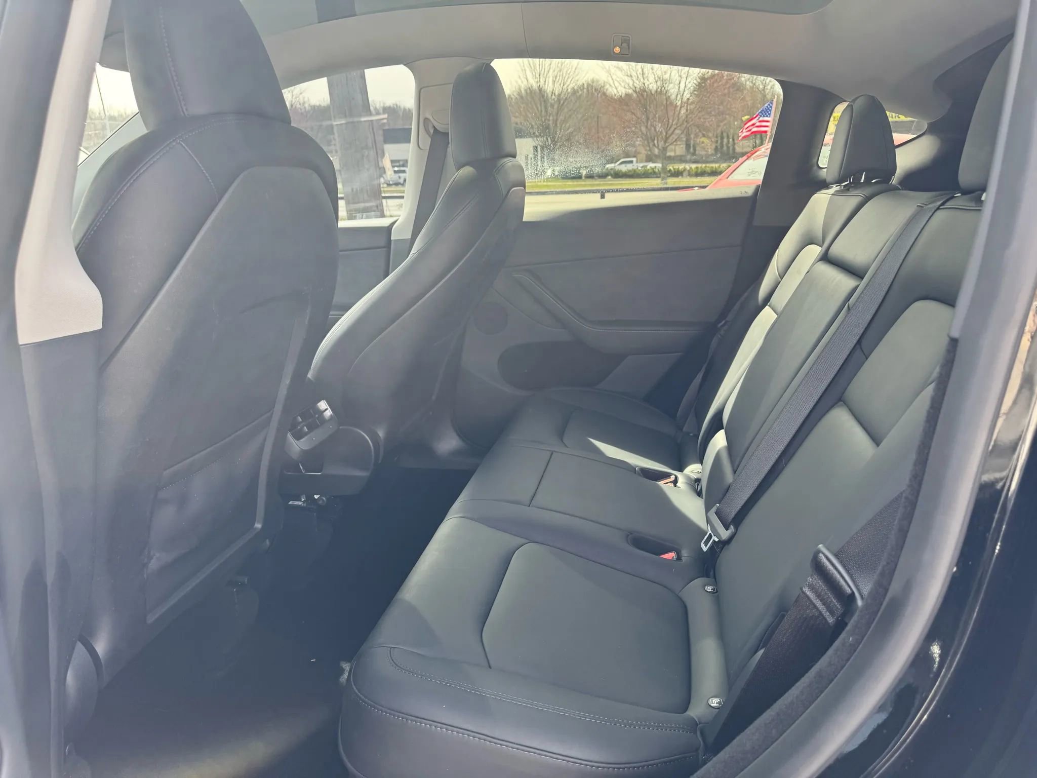 Used 2024 Tesla Model Y Long Range image 10