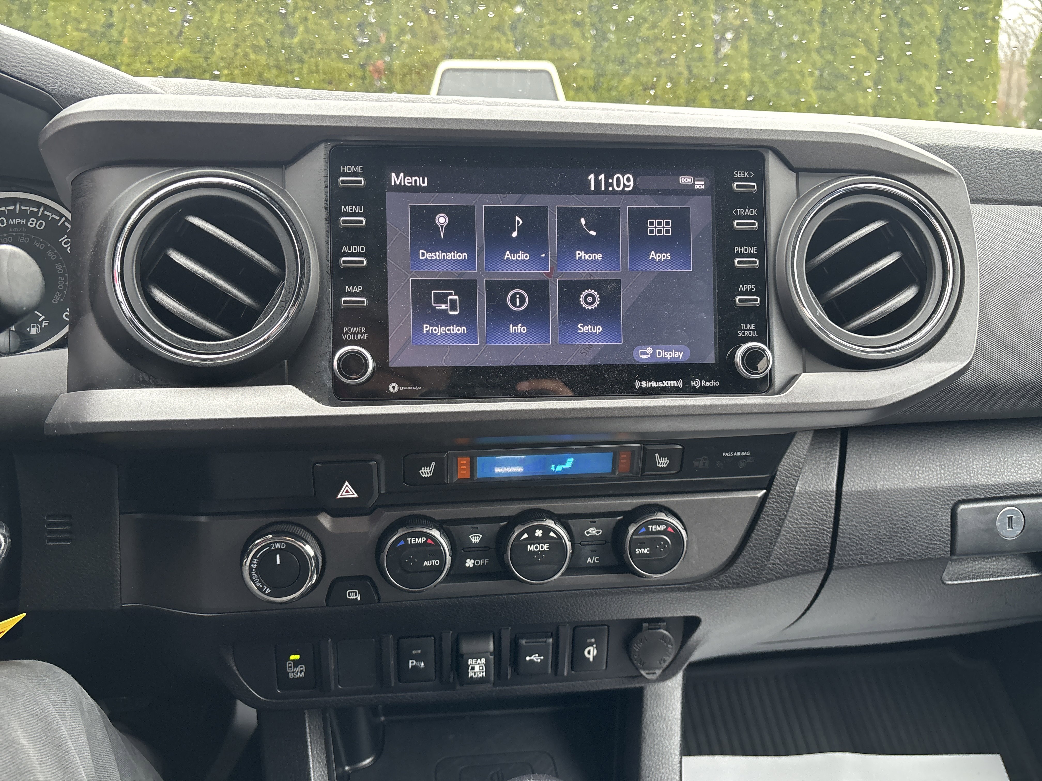 Used 2021 Toyota Tacoma TRD Off-Road w/ TRD Premium Off Road Package image 24