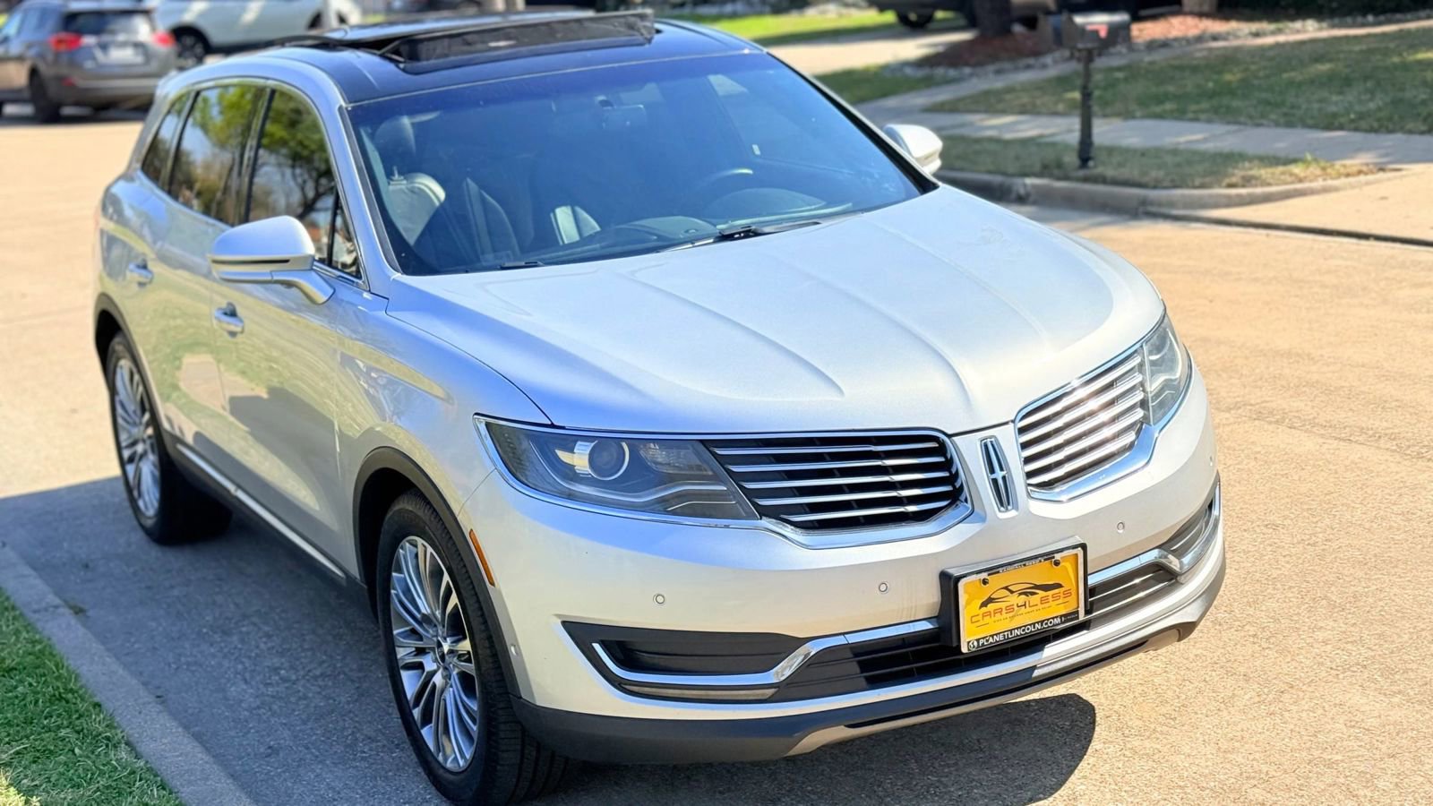 Used 2018 Lincoln MKX Reserve image 2