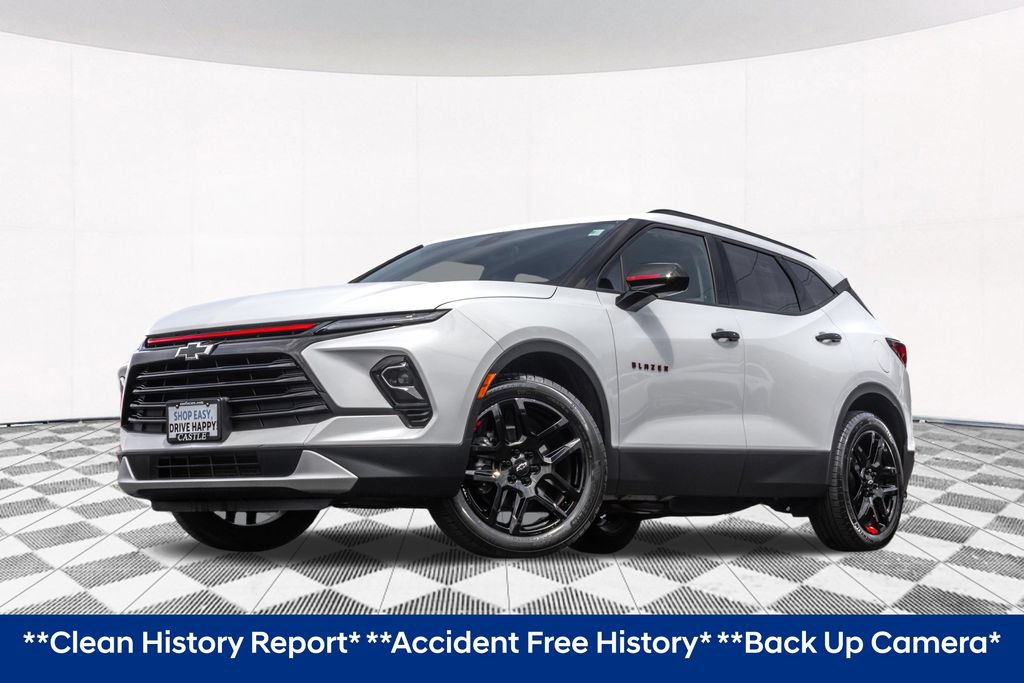 Used 2023 Chevrolet Blazer LT w/ Convenience Package AWD/4WD image 2