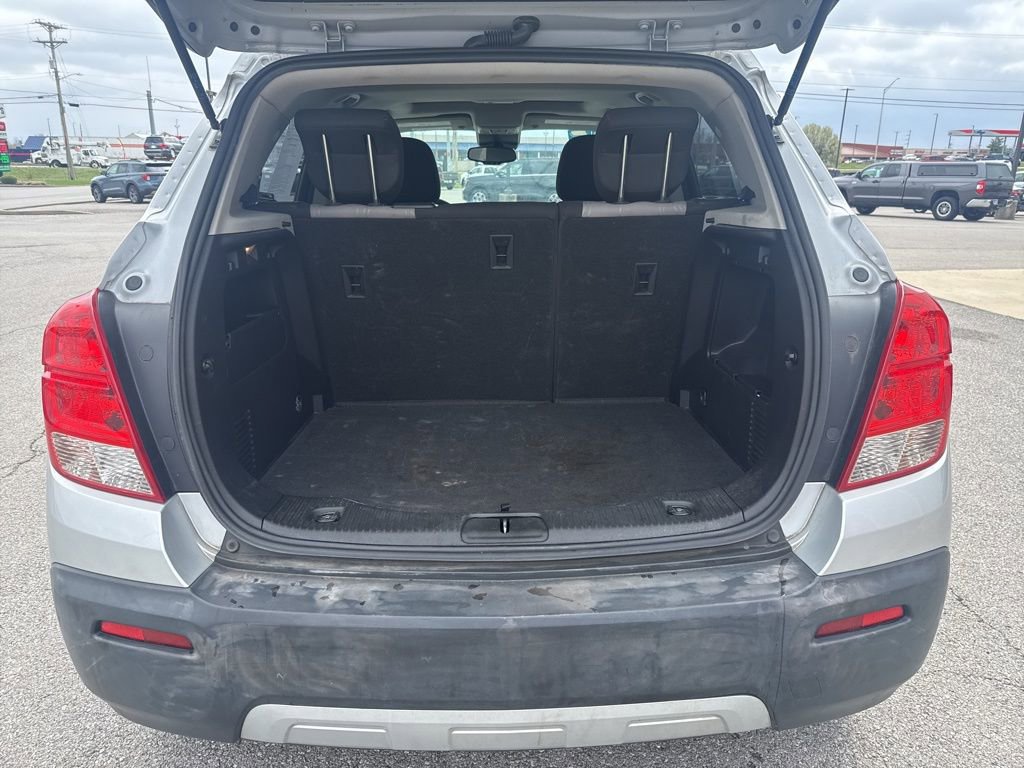 Used 2015 Chevrolet Trax LT w/ LT Sun and Sound Package image 9