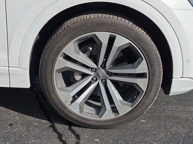 Used 2020 Audi Q8 Premium Plus w/ Premium Plus Package image 21