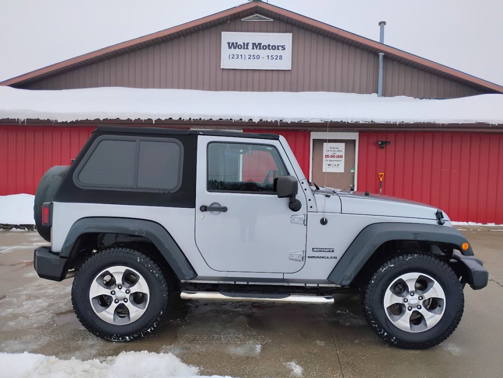Used 2013 Jeep Wrangler Sport image 1