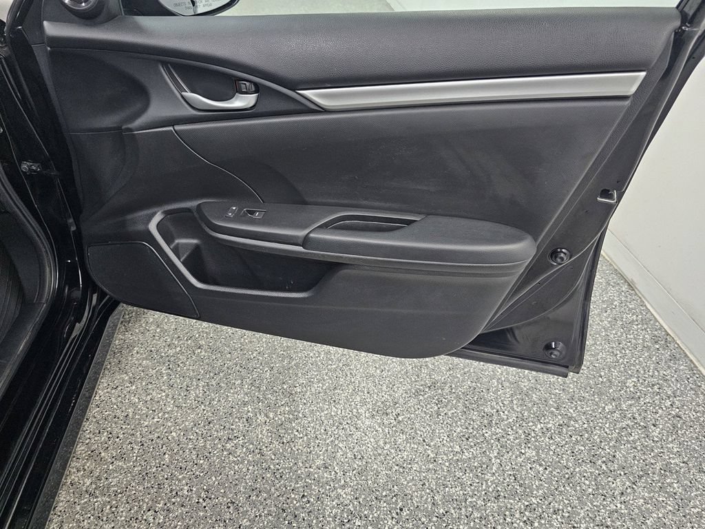 Used 2019 Honda Civic Sport image 17