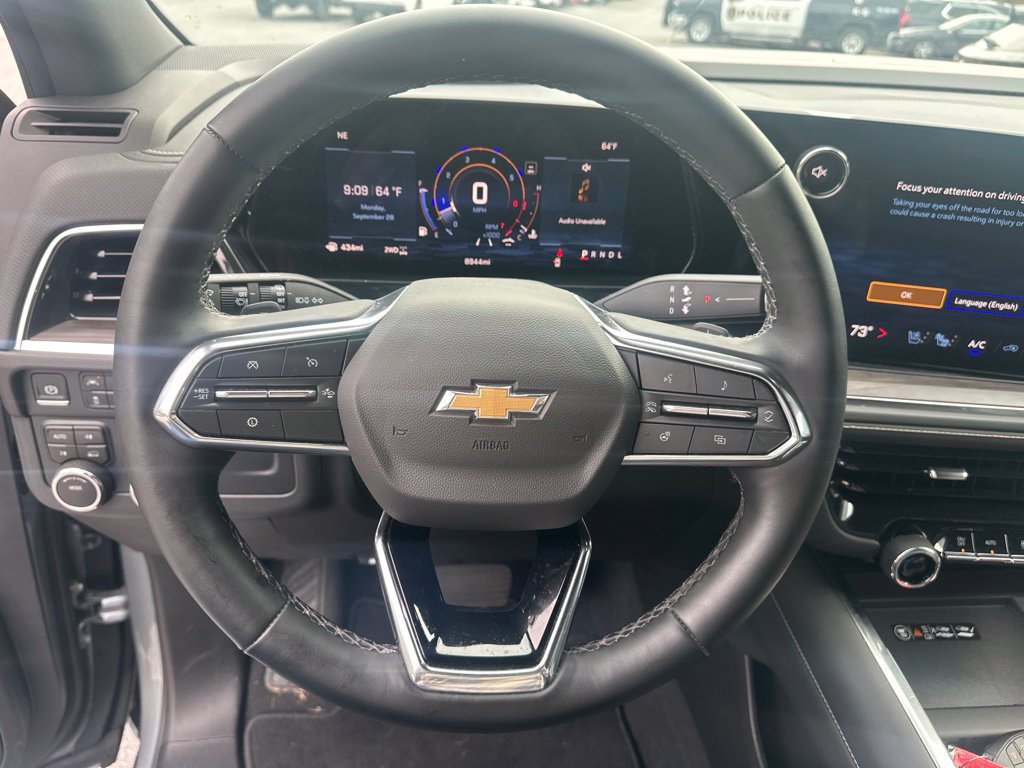 Used 2025 Chevrolet Suburban Premier AWD/4WD image 15