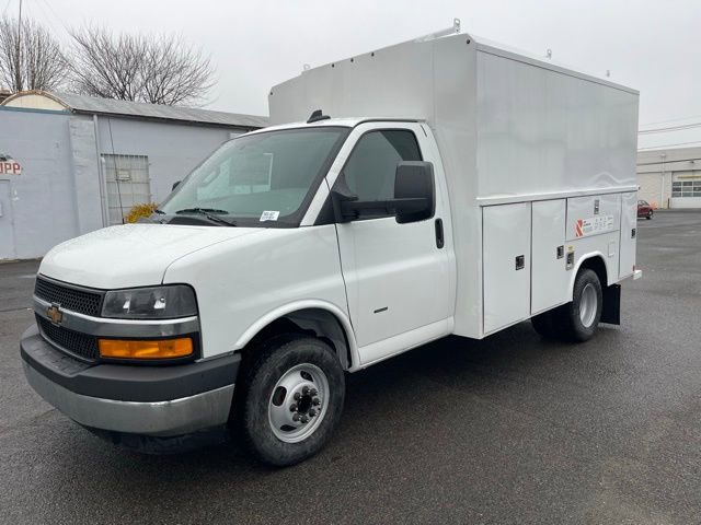 New 2026 Chevrolet Express 3500 w/ Power Convenience Package RWD image 3