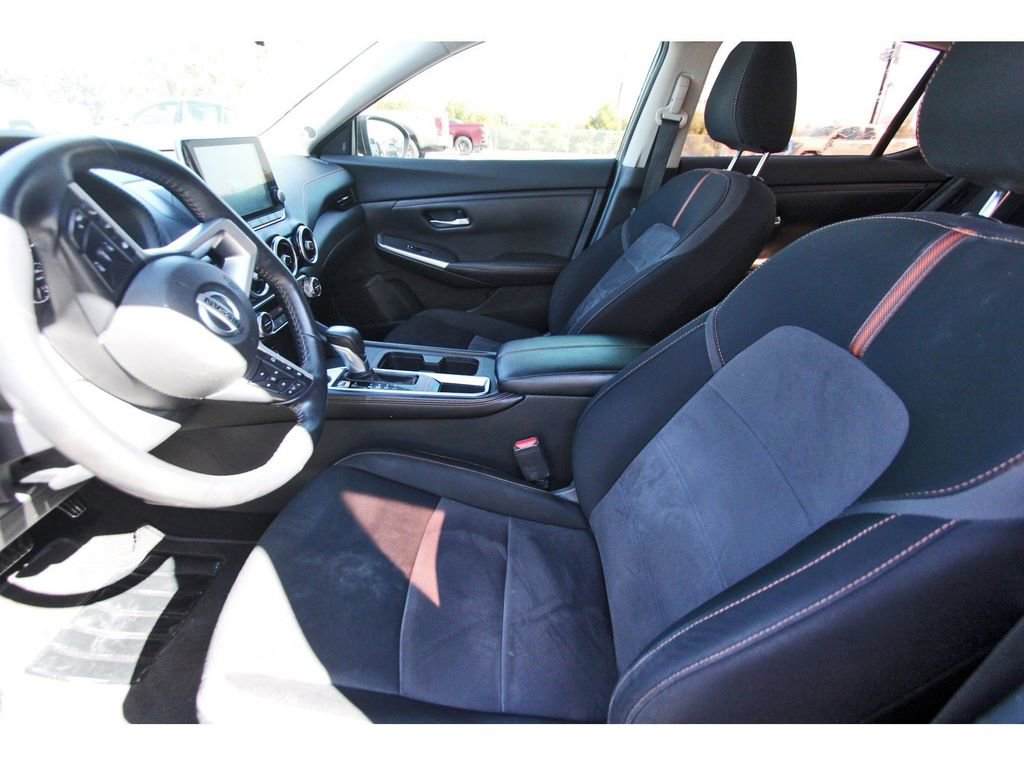 Used 2021 Nissan Sentra SR w/ Lighting Package image 14