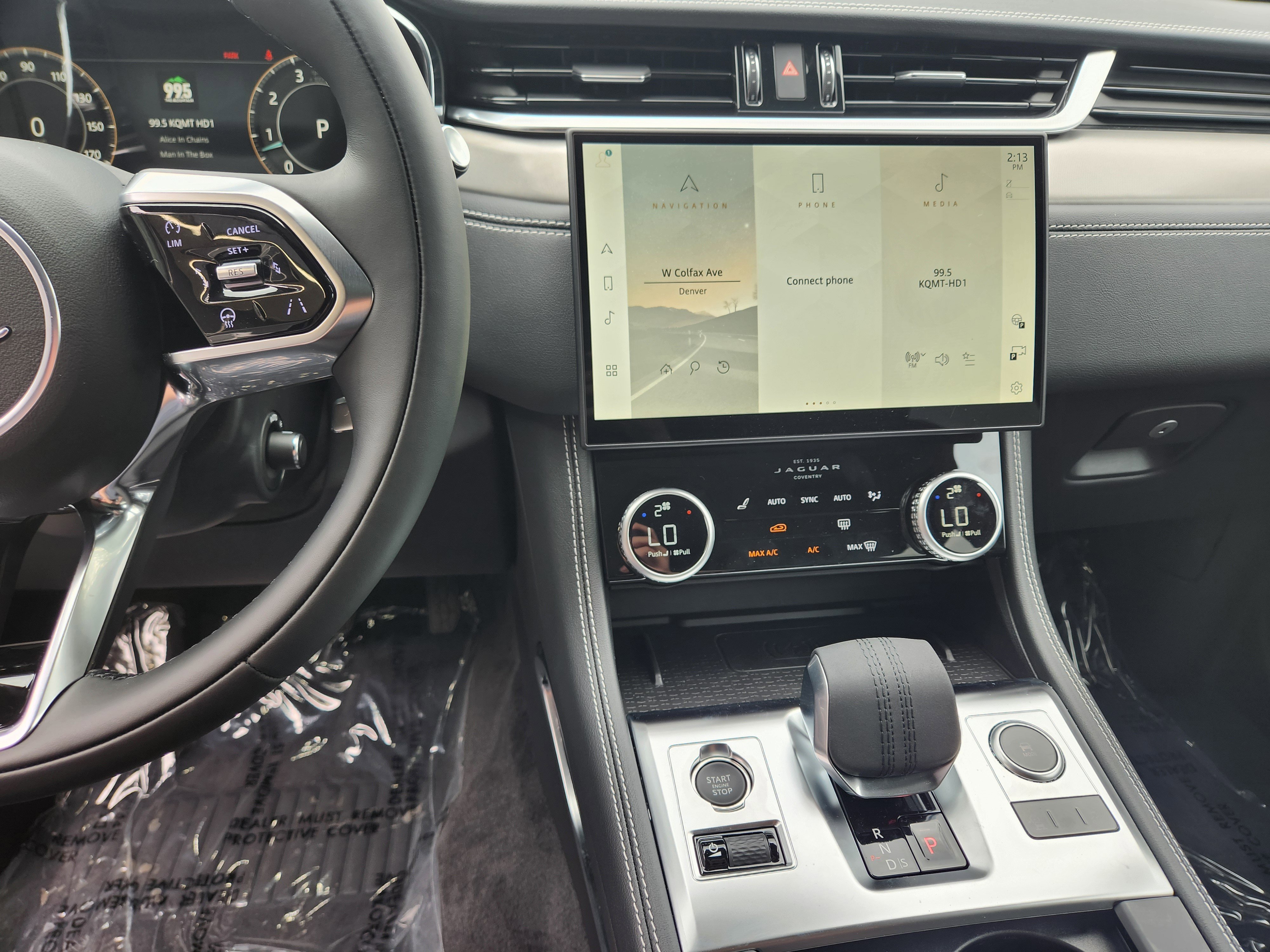 New 2026 Jaguar F-PACE R-Dynamic S image 9