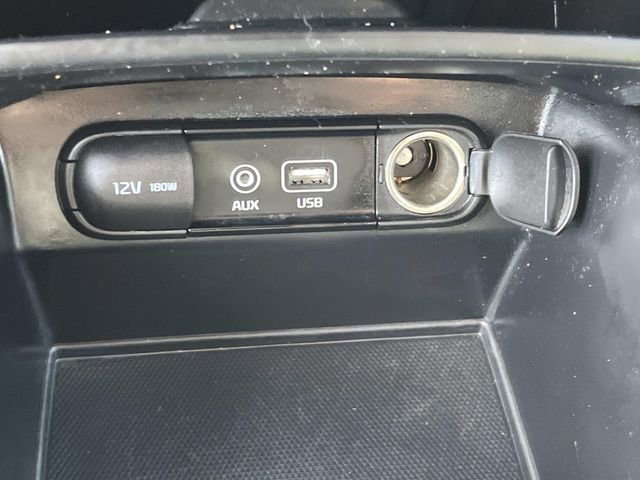 Used 2018 Kia Sorento LX image 24