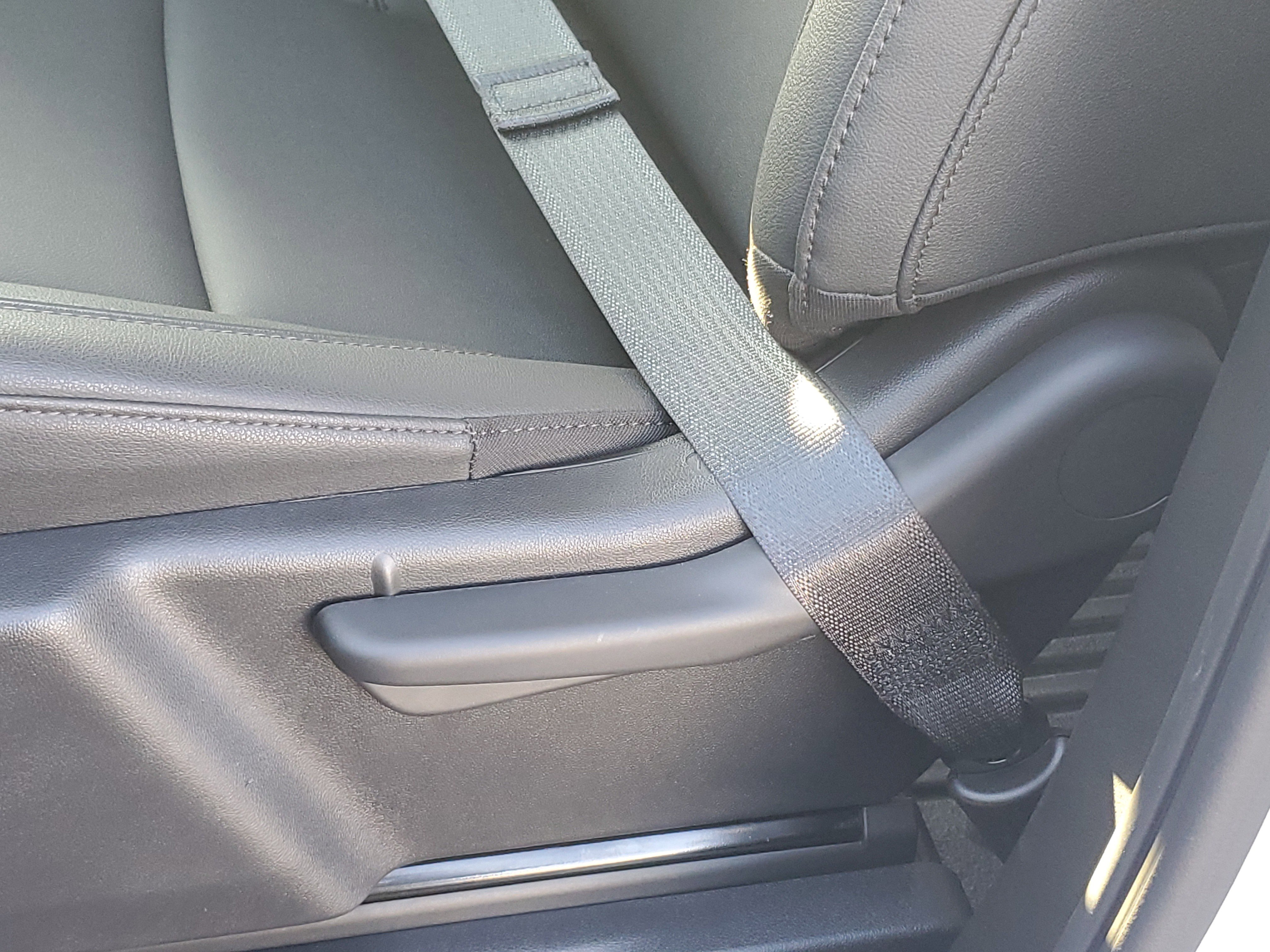 New 2025 GMC Sierra 3500 Pro w/ Convenience Package image 27