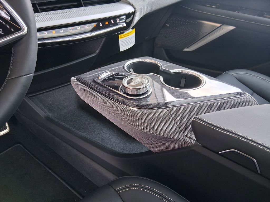 New 2026 Cadillac Optiq Luxury 1 RWD image 17
