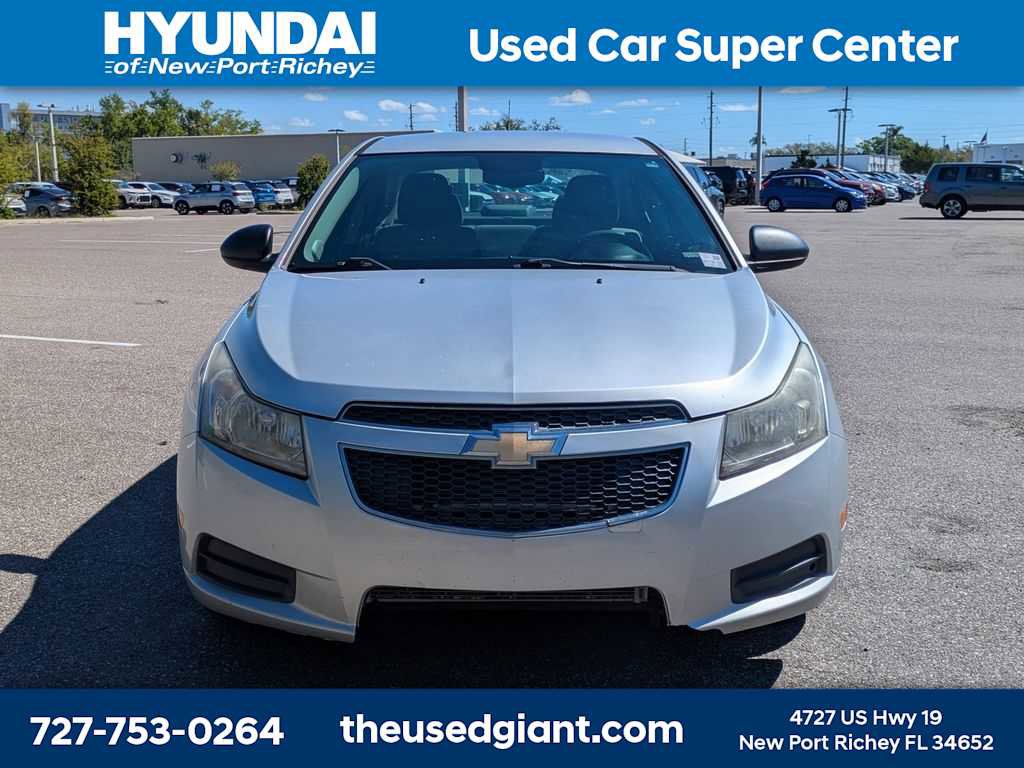Used 2014 Chevrolet Cruze LS image 8