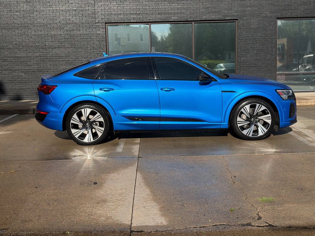 Used 2024 Audi Q8 e-tron Prestige AWD/4WD image 10