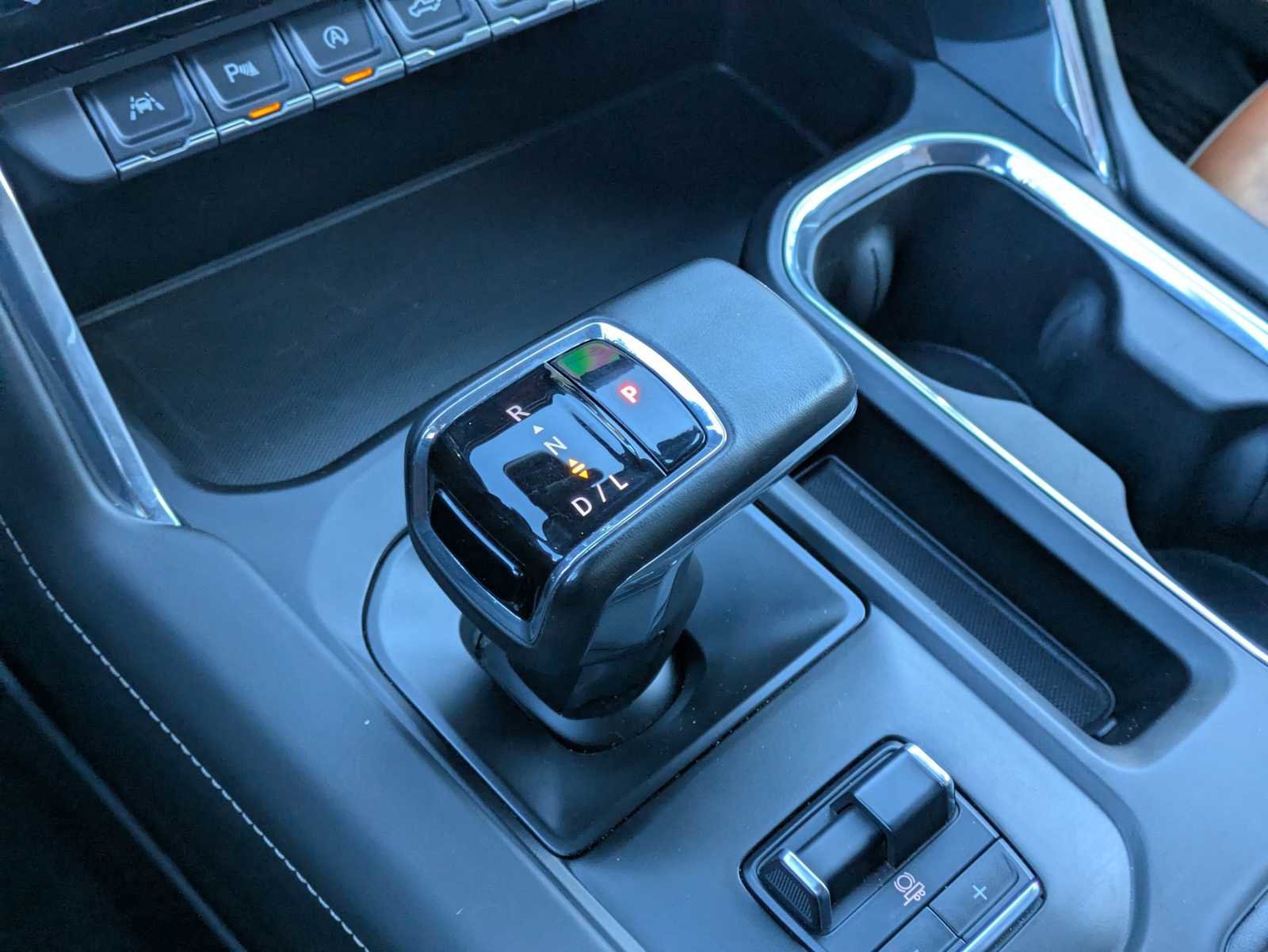 Used 2024 GMC Sierra 1500 Denali Ultimate AWD/4WD image 32