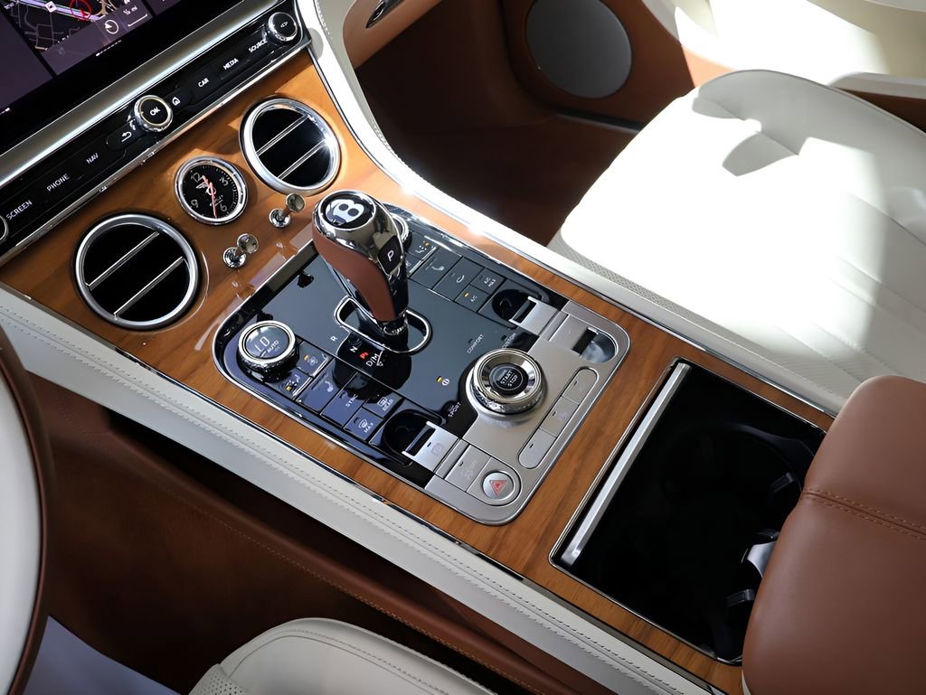 Used 2024 Bentley Continental GT AWD/4WD image 26