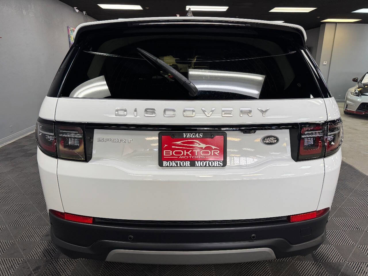 Used 2021 Land Rover Discovery Sport S image 12