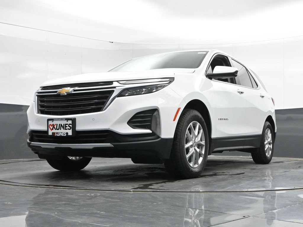 Used 2023 Chevrolet Equinox LT w/ Driver Convenience Package AWD/4WD image 41