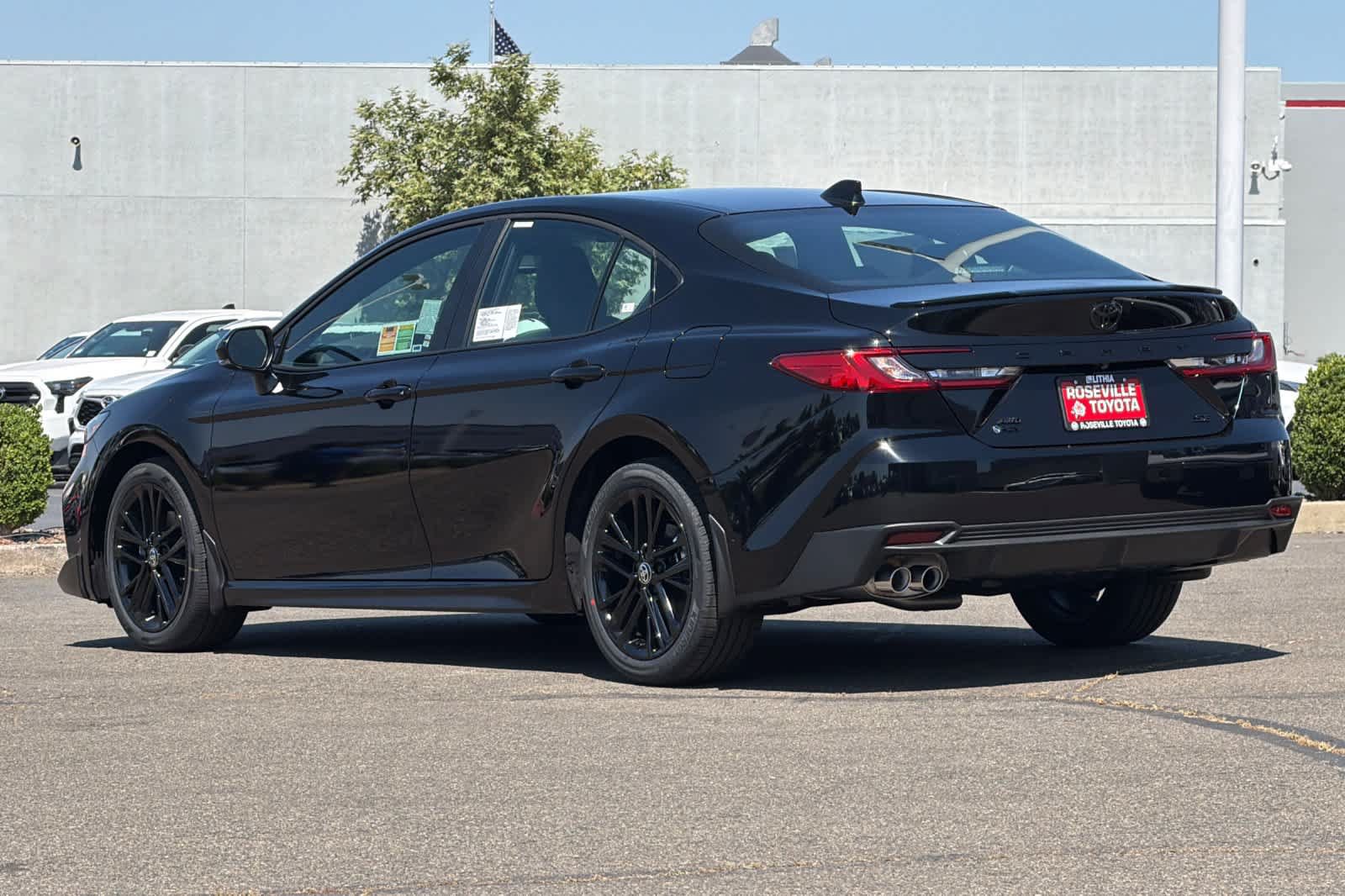 New 2026 Toyota Camry SE AWD/4WD image 6