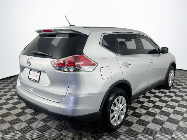 Used 2015 Nissan Rogue S FWD image 8