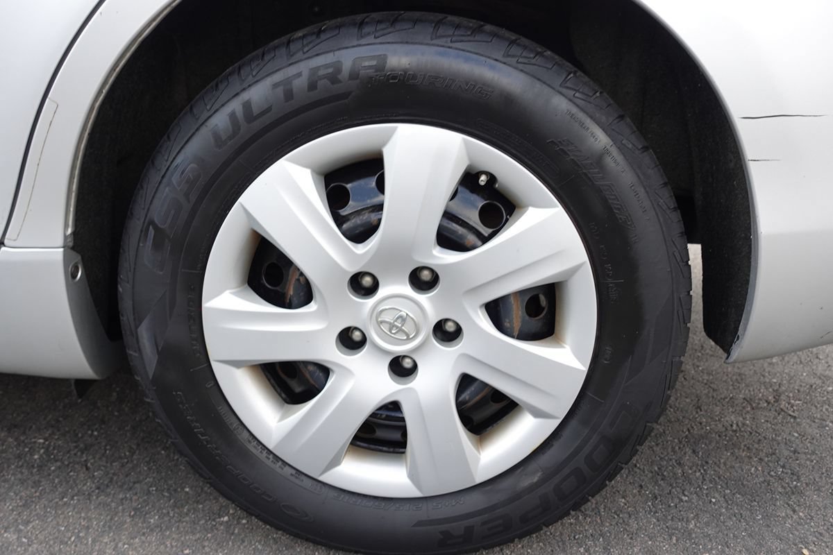 Used 2011 Toyota Camry LE FWD image 43
