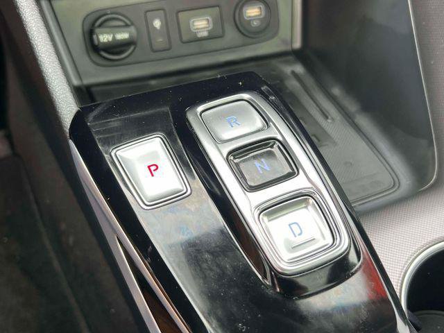Used 2023 Hyundai Sonata Limited FWD image 31