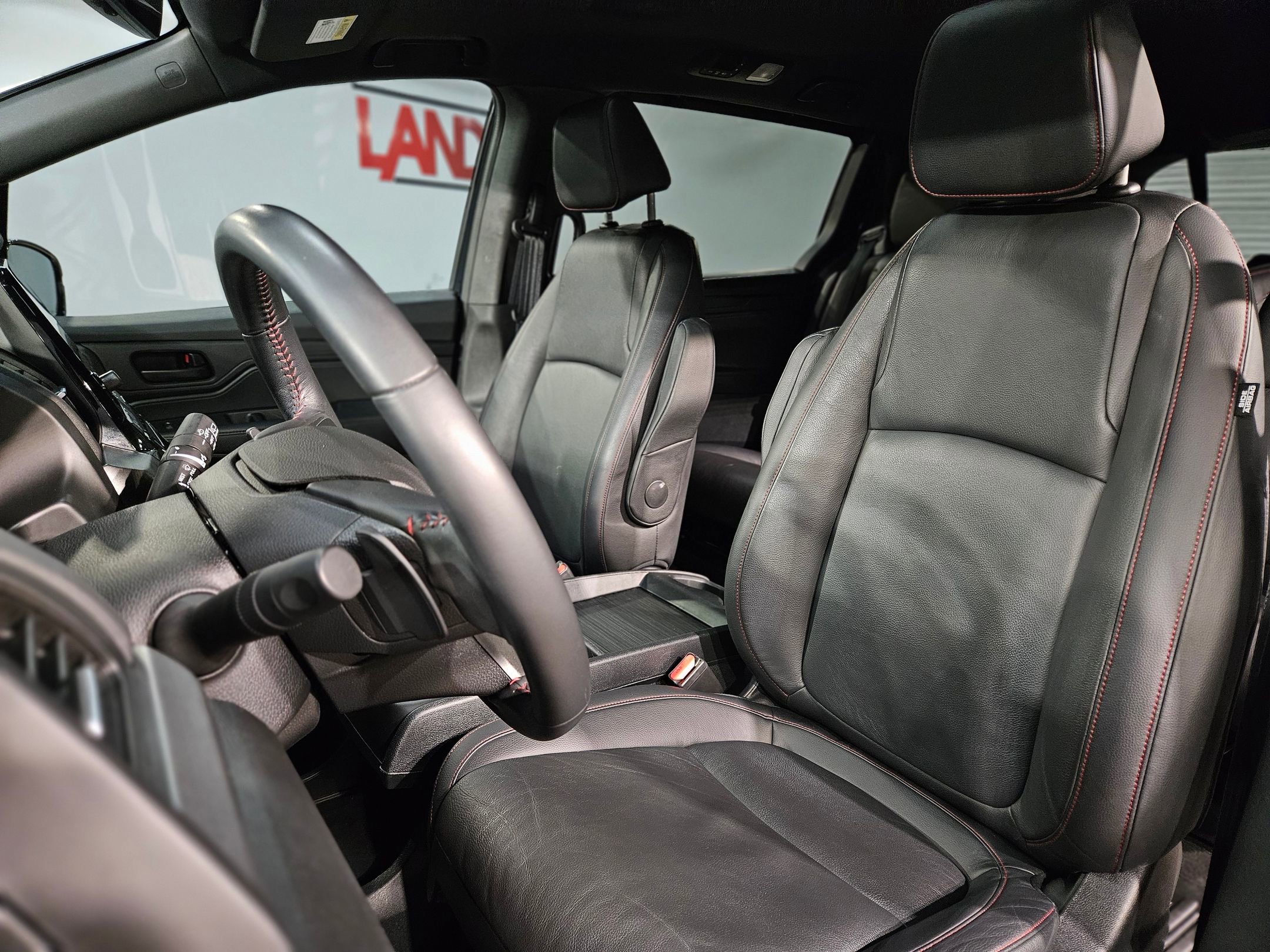 Used 2023 Honda Odyssey Sport image 24