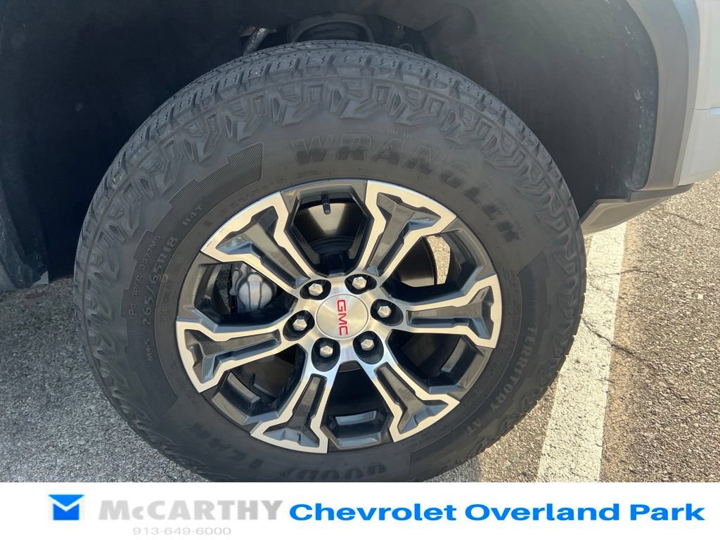 Used 2023 GMC Canyon AT4 w/ Canyon Safety Plus Package AWD/4WD image 6