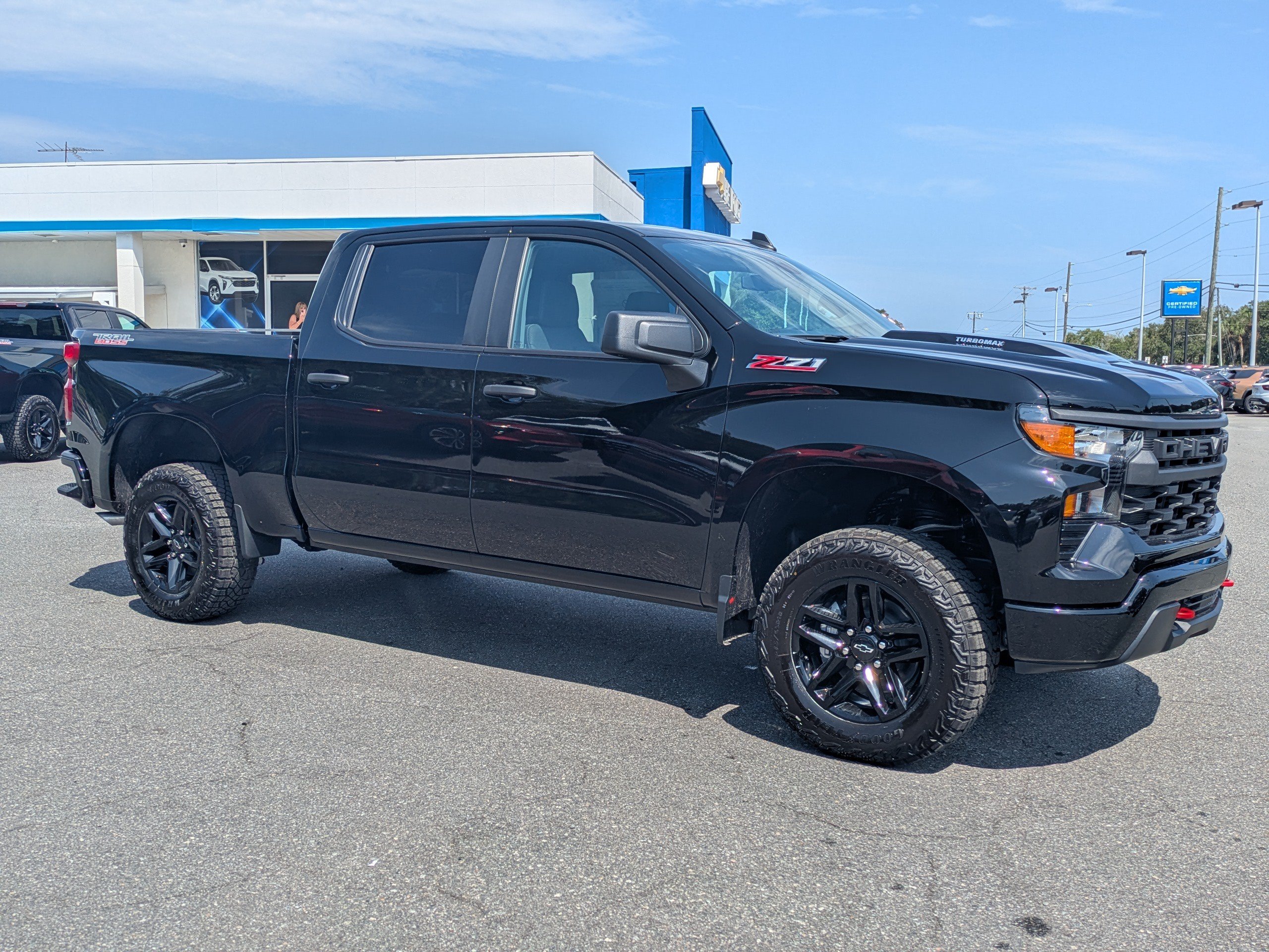 New 2026 Chevrolet Silverado 1500 Custom Trail Boss AWD/4WD image 2