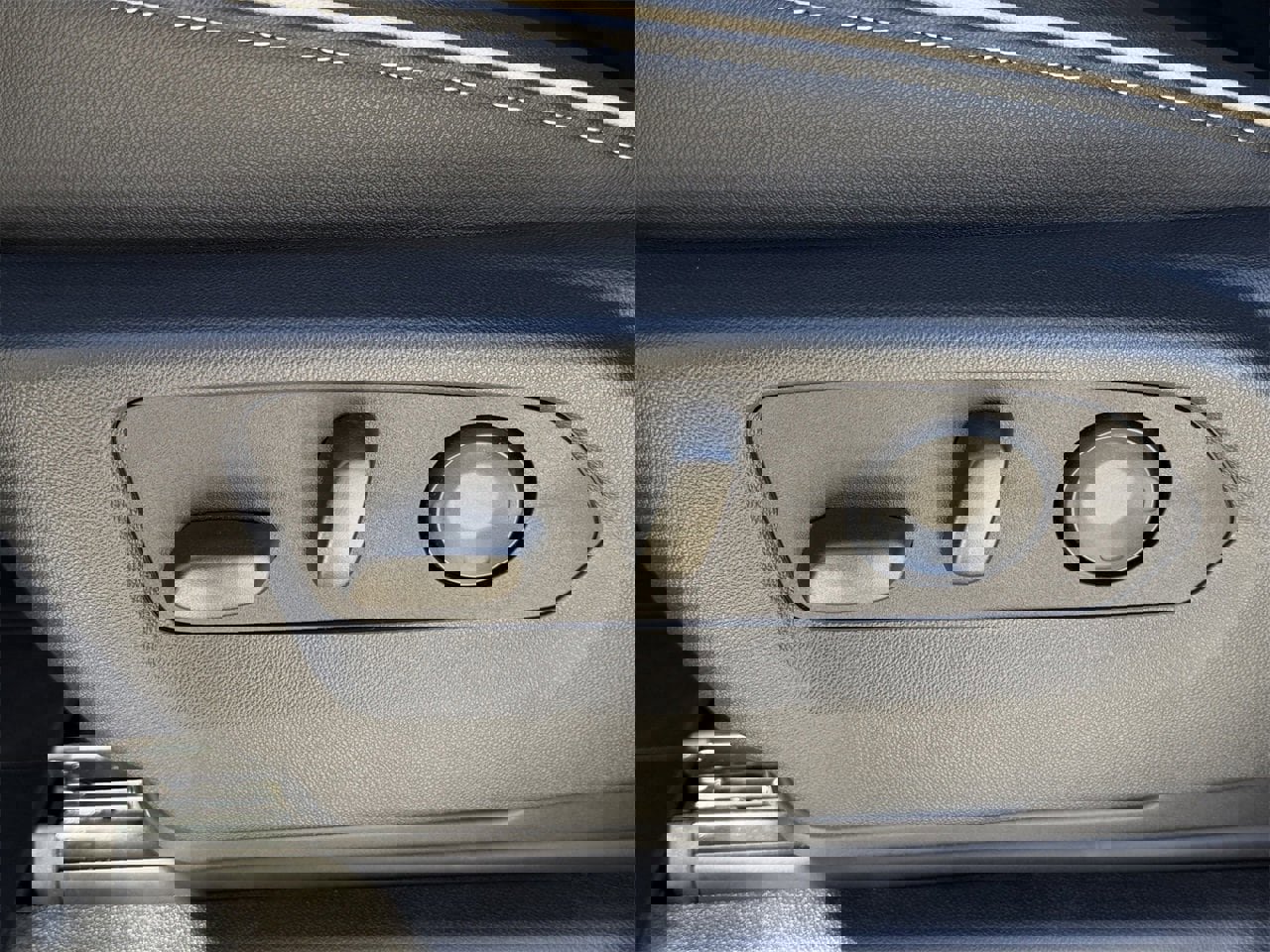 New 2026 Chevrolet Suburban Premier w/ Sun And Tow Package image 23