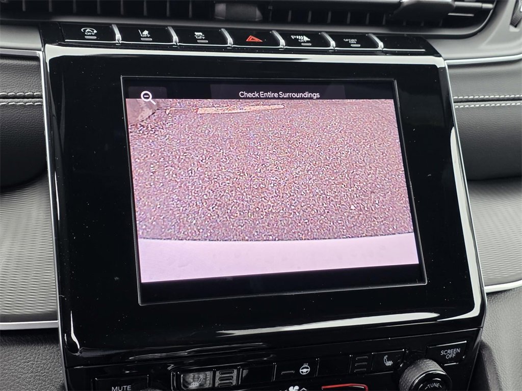 New 2025 Jeep Grand Cherokee L Altitude image 16