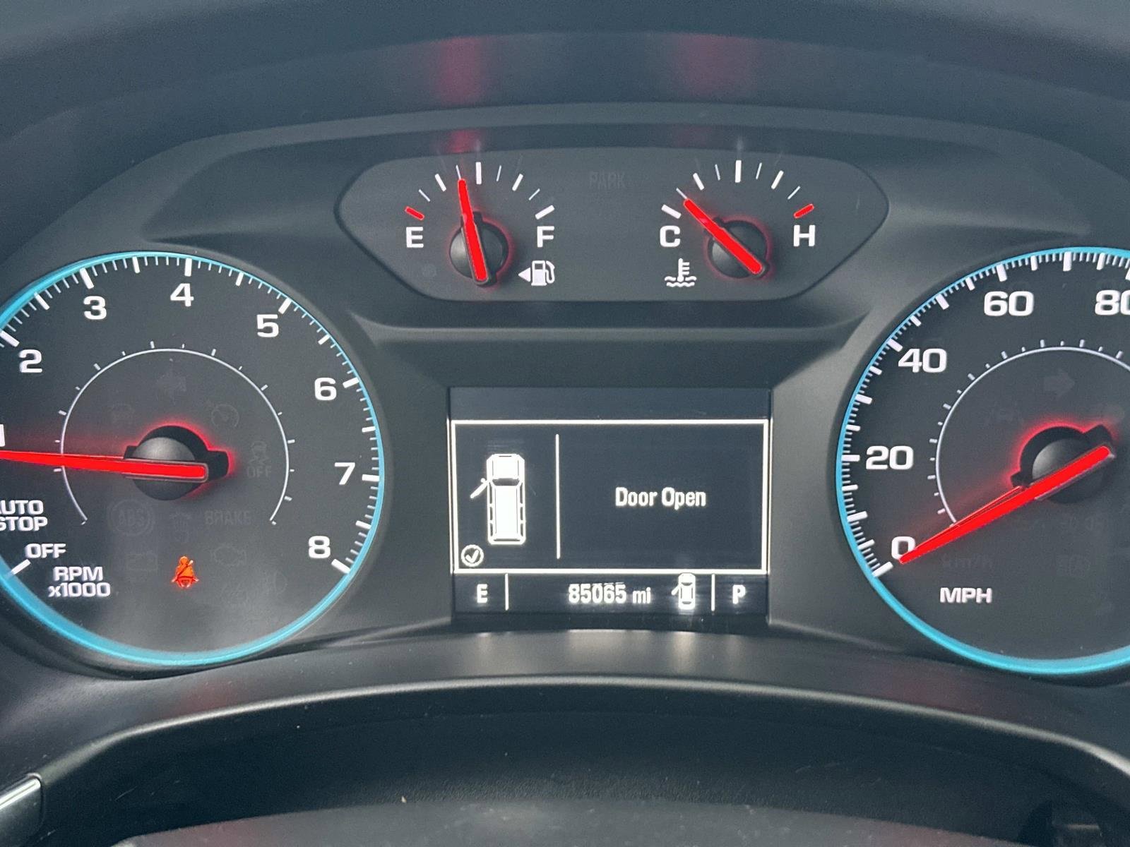 Used 2018 Chevrolet Equinox LT image 18