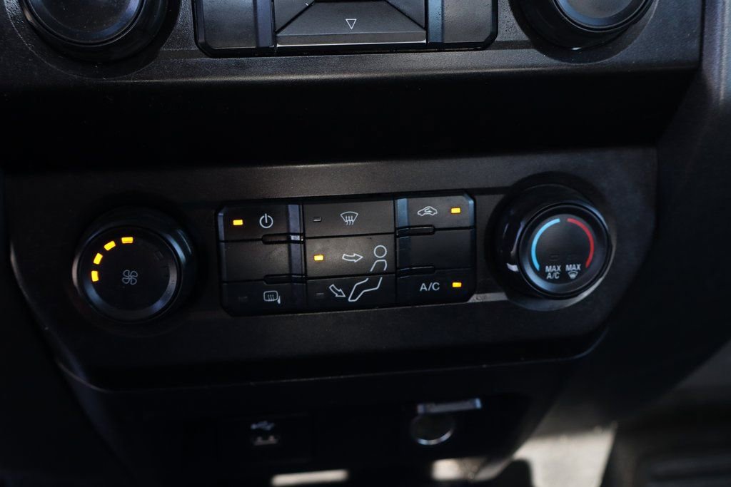 Used 2020 Ford F350 XL w/ Power Equipment Group image 34