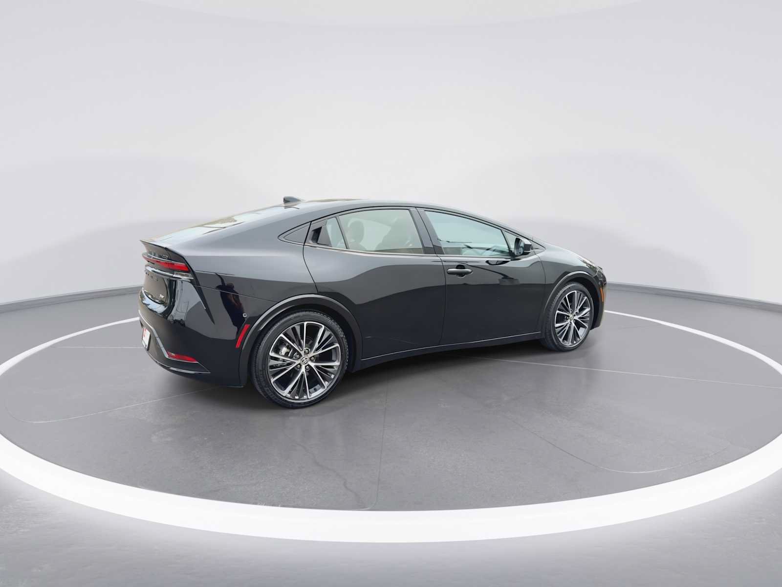 Certified 2023 Toyota Prius Limited w/ Limited Premium Package FWD image 8