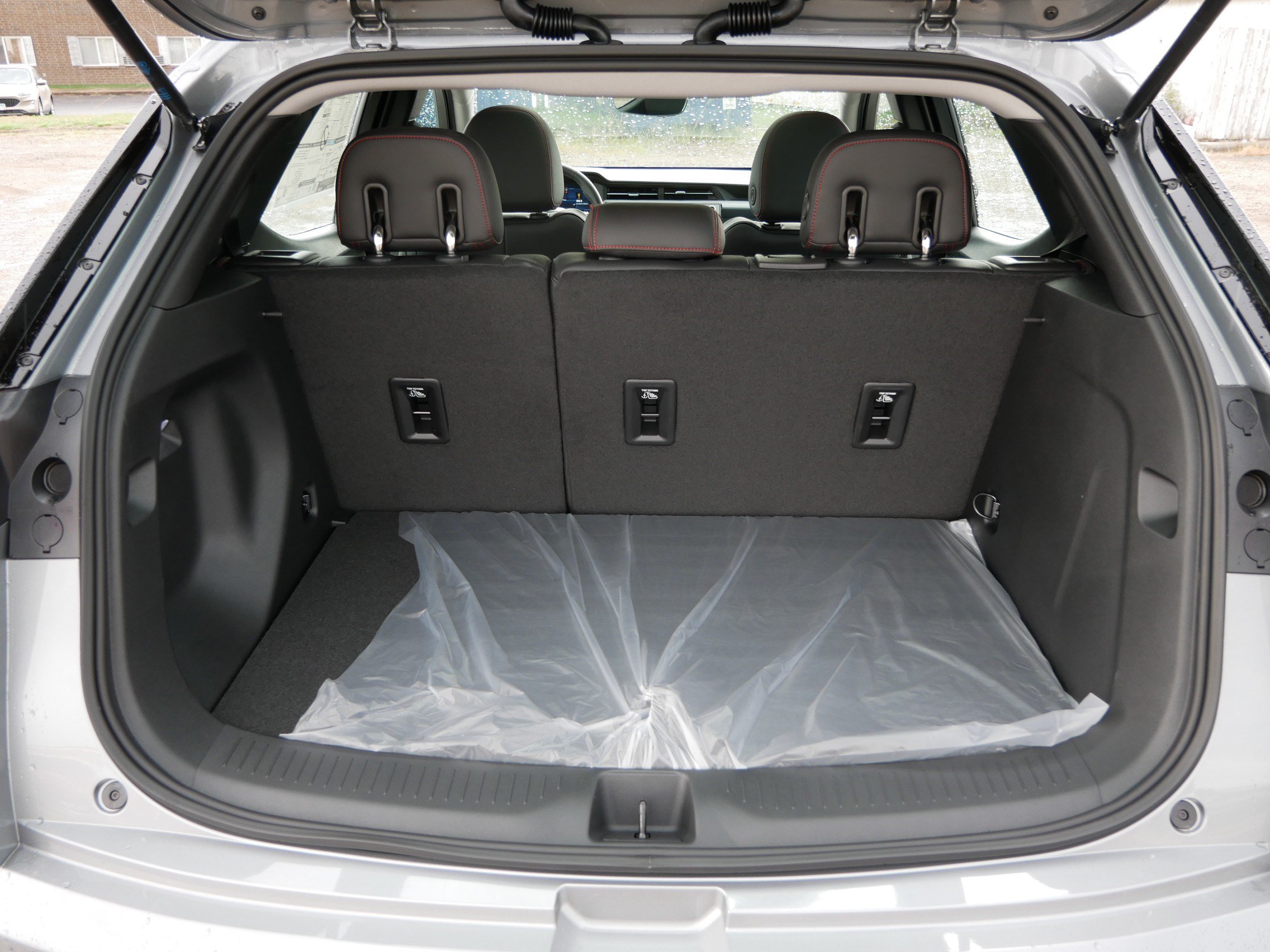 New 2027 Chevrolet Bolt RS w/ Technology Package FWD image 10