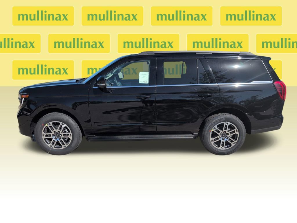 New 2026 Ford Expedition Active image 11