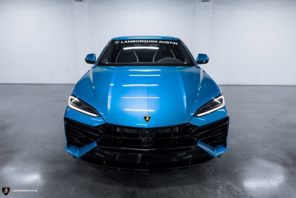 Used 2025 Lamborghini Urus Performante AWD/4WD image 3