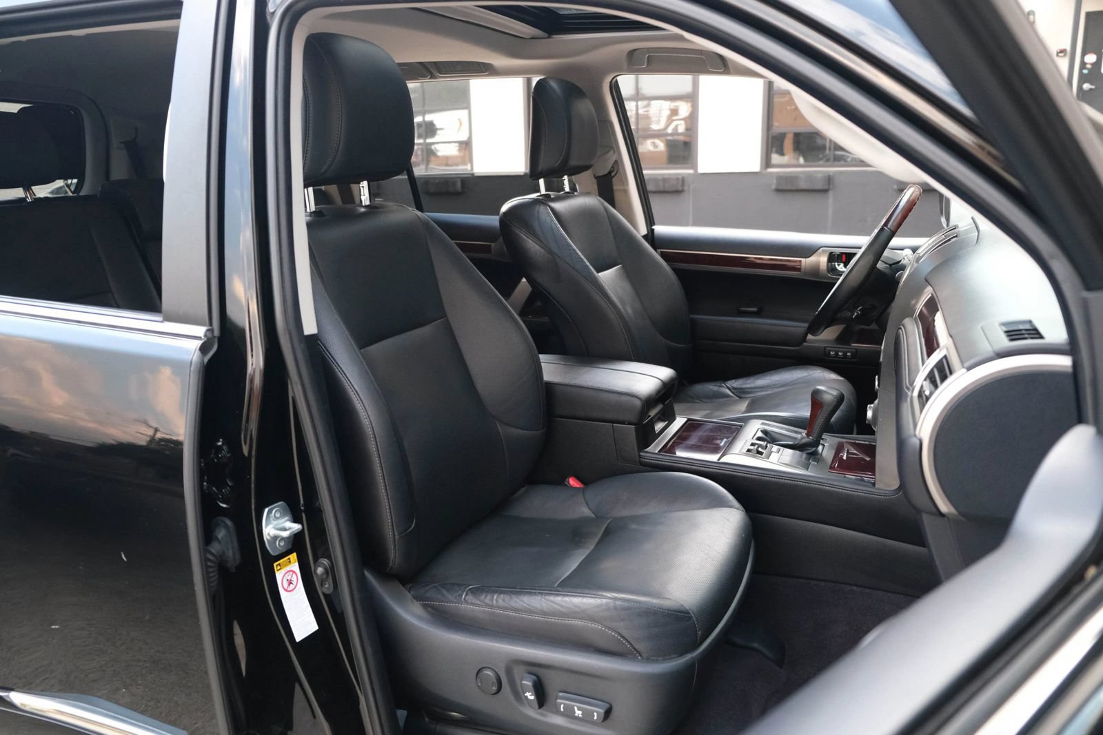 Used 2017 Lexus GX 460 Premium w/ Premium Package AWD/4WD image 34