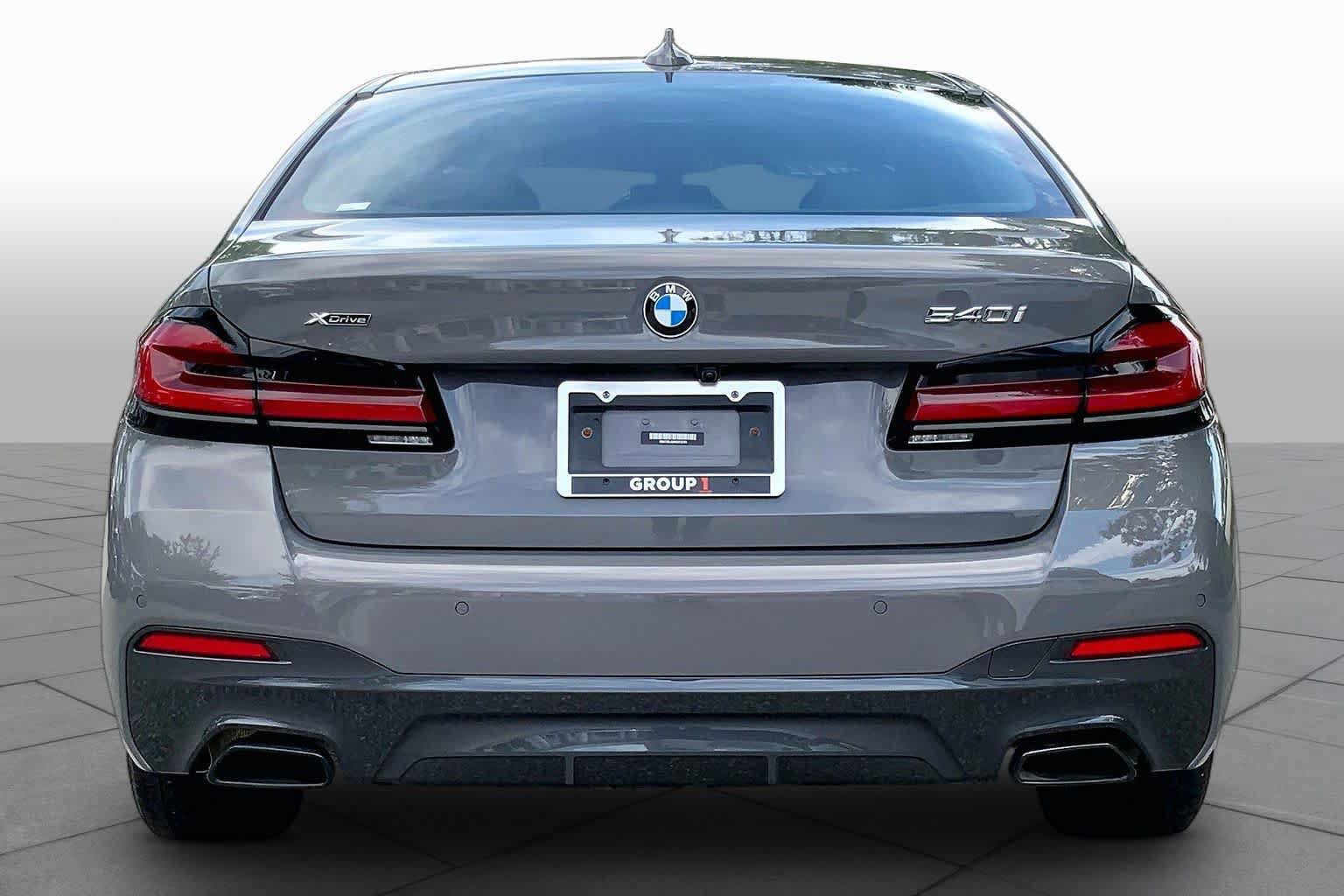Used 2022 BMW 540i xDrive w/ M Sport Package AWD/4WD image 5
