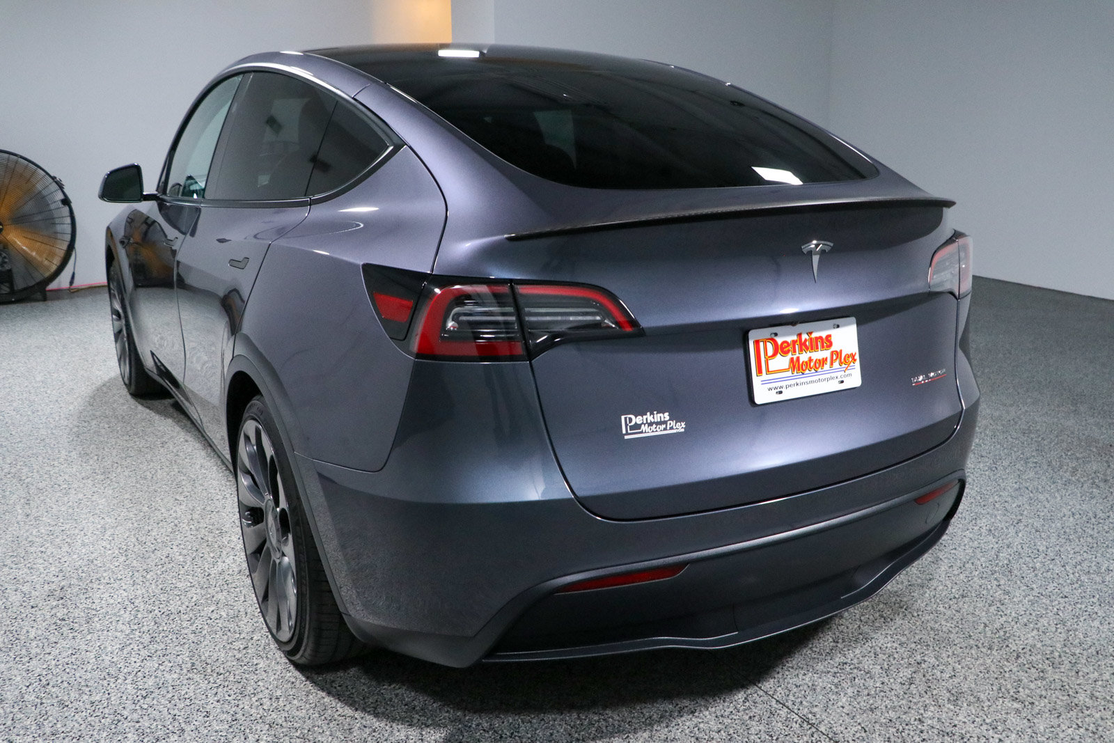 Used 2023 Tesla Model Y Performance AWD/4WD image 9
