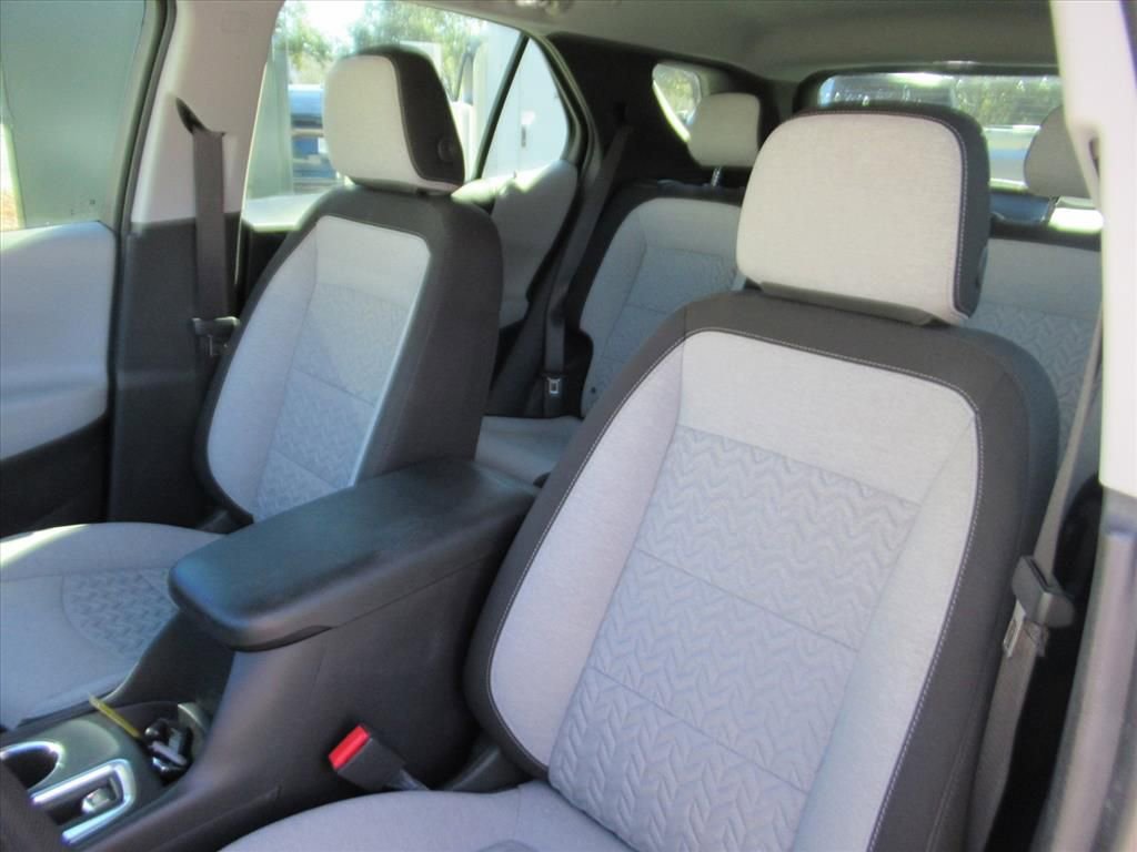 Used 2024 Chevrolet Equinox LS w/ Driver Confidence II Package image 16