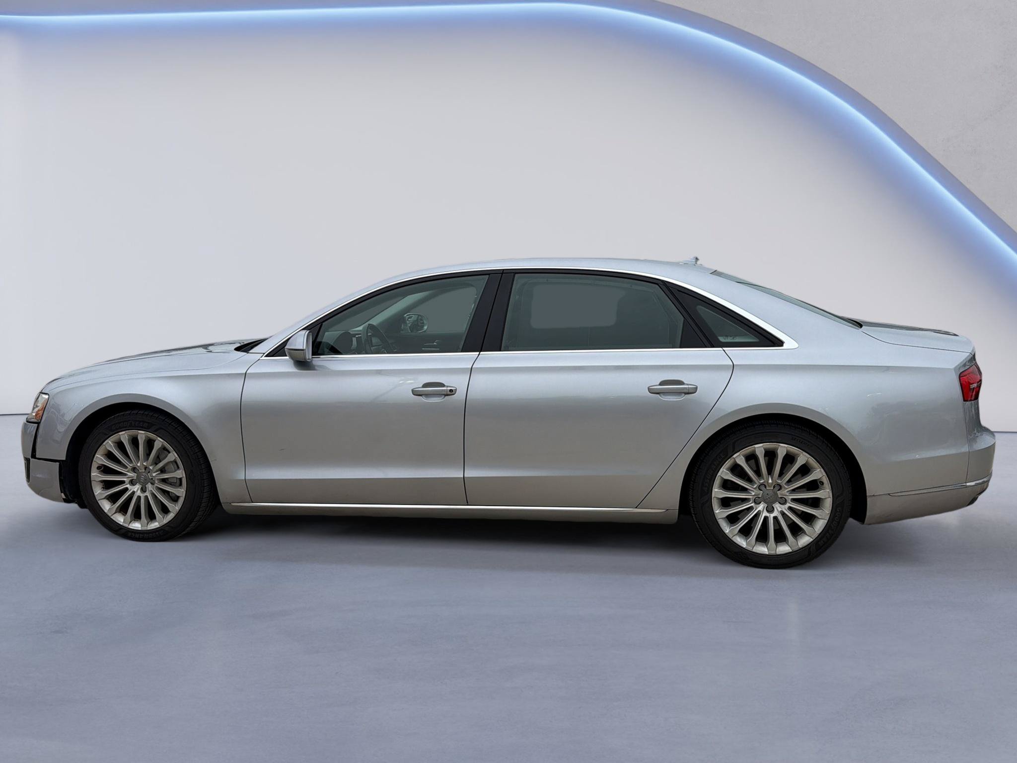 Used 2015 Audi A8 L 4.0T AWD/4WD image 9
